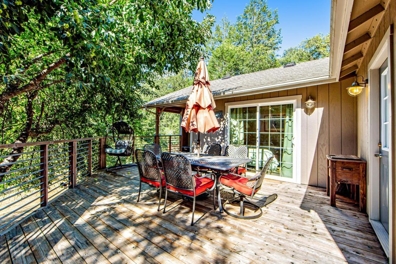 Orchard Near The River Escape Forestville Екстер'єр фото